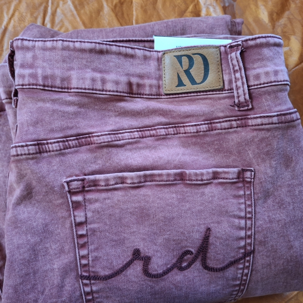 Ranch Dressn Merlot Jeans